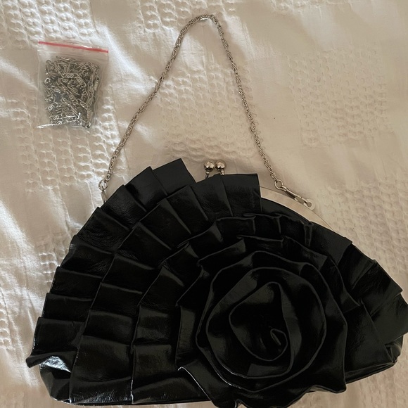 Black flower evening clutch handbag - Picture 7 of 12